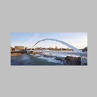 Richard Meier, Cittadella Bridge (2017), Alessandria, Italy, photo by Hufton+Crow on www.newyork-architects.com.jpg